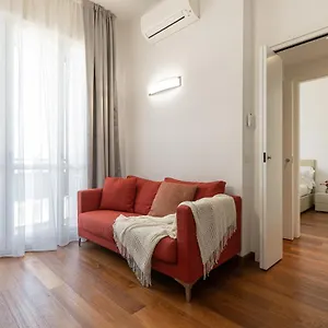 Appartamento Beplace In Missori, Milano